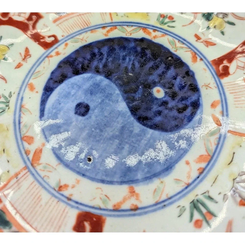 Antique Japanese Imari Scalloped Plate 8.25
